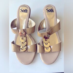 EUC Sofft Women’s Size 9M Caramel Leather Wedge Slide Sandals